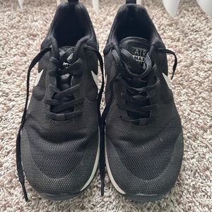 🚨Free Shipping 🚨Air Max Siren Women’s 9.5 size